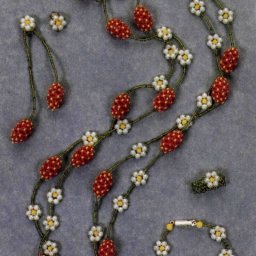 Оригинальное колье из бисера