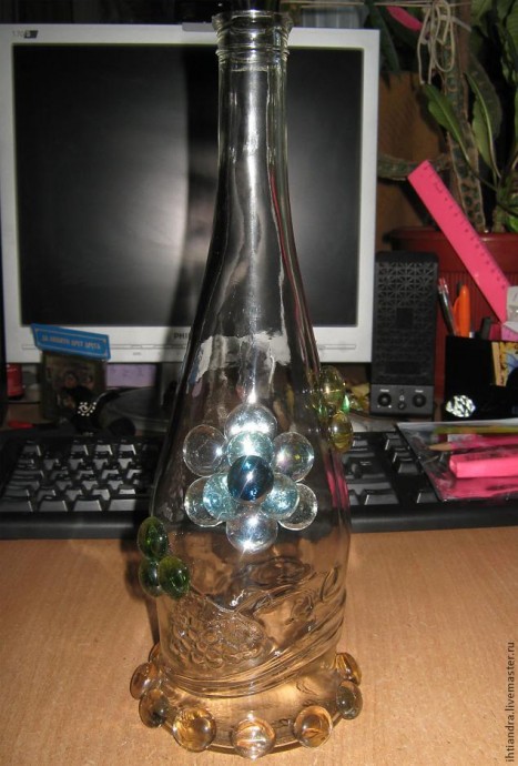 Создание хрустальной сказки: роспись стеклянной бутылки
