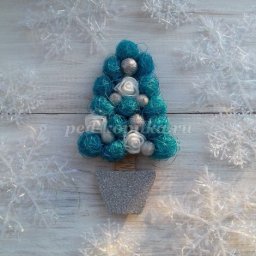 Ёлочка магнит на холодильник из сизаля