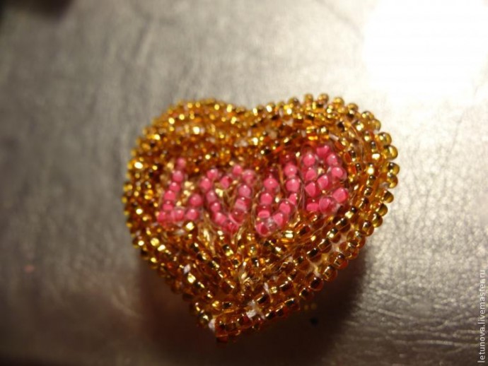 ​Брошь из бисера и лент: часть 7