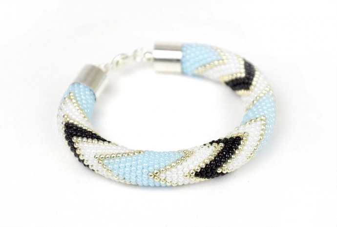 Жгут в  изысканной цветовой гамме