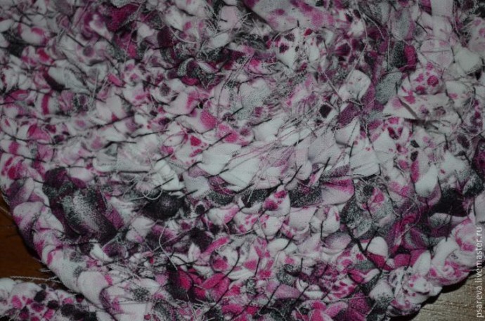 ​Шьем прикроватный коврик "Привет от бабушки"