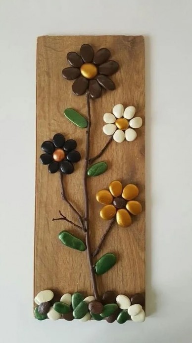 ​Удивительные картины из речных или морских камней