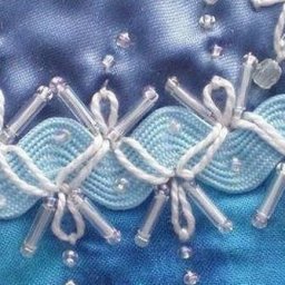 Интересное использование тесьмы зиг-заг