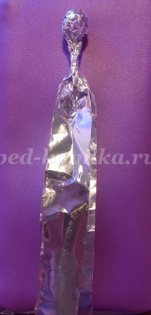 Праздничный подсвечник из фольги: часть 2