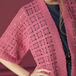 Розовый кардиган крючком