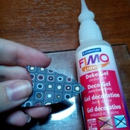 Создаем стильные серьги из полимерной глины с квадратными узорами: часть 2