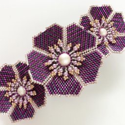 Заколка из бисера "Цветочная"