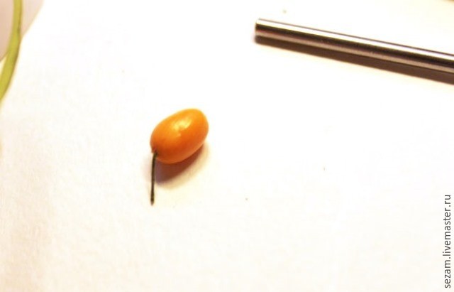 Лепим ветку облепихи: часть 4