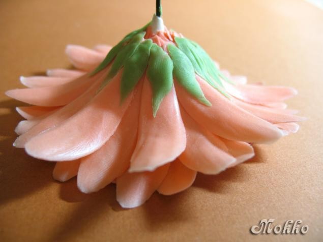 Лепка цветка герберы из полимерной глины: часть 3