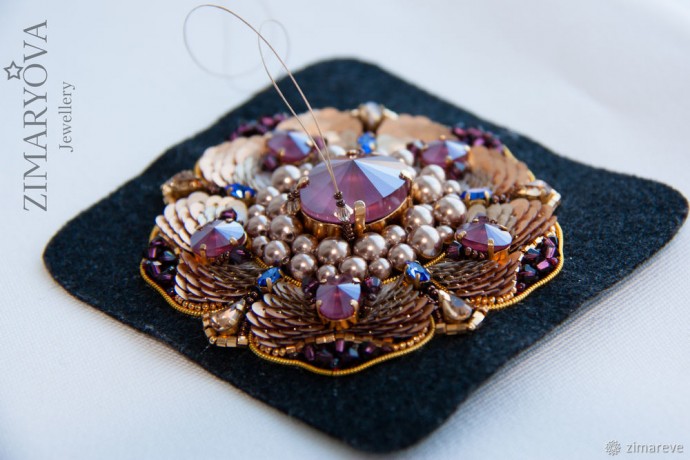 Мастерим брошь-цветок "Flower of the Universe": часть 3