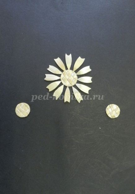 ​Панно из соломки "Гармония" своими руками: часть 2