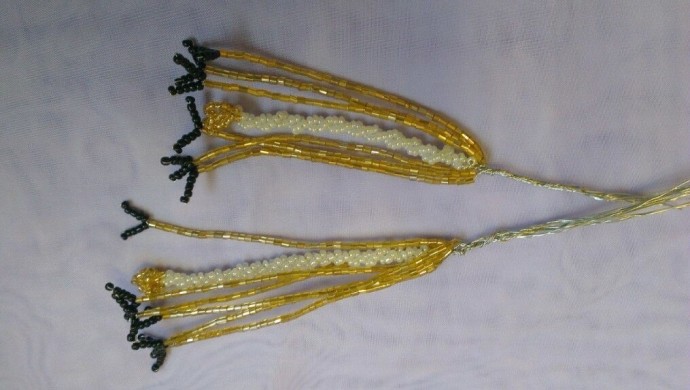 Шикарные лилии из бисера