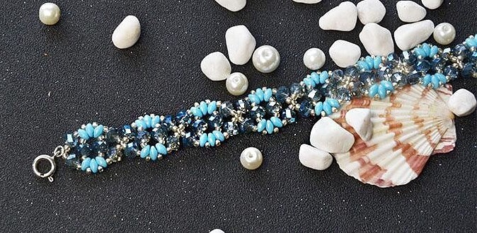 ​Оригинальный браслет из бисера