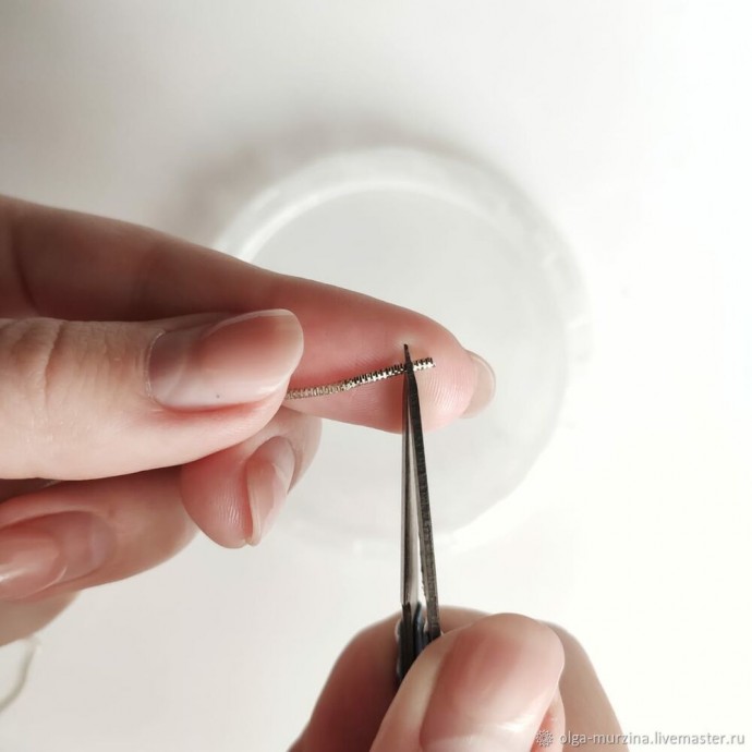 ​Делаем брошь из бисера звезду: часть 1