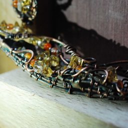 Изготавливаем колье из меди с цитрином и сердоликом: часть 3