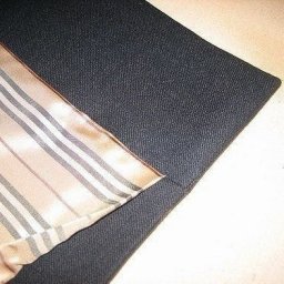 Соединение угла подборта жакета с подкладкой