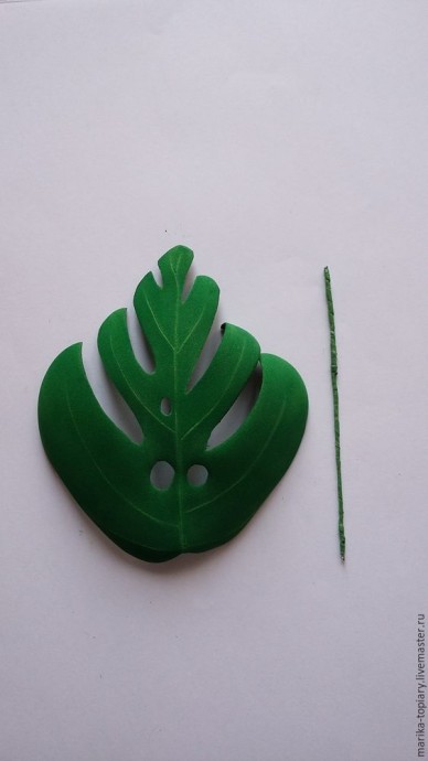 ​Делаем лист монстеры из фоамирана