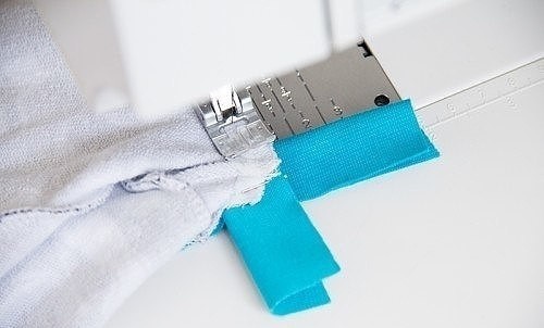 ​Горловина-лодочка на трикотаже