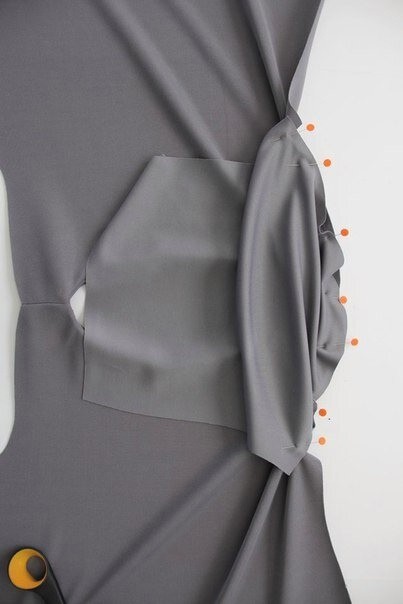 Простое платье из трикотажа Простое платье из трикотажа