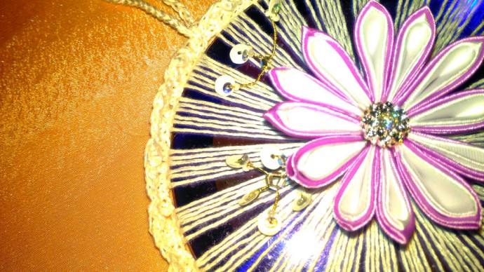 ​Создаем панно из CD дисков: часть 4