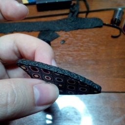 Создаем стильные серьги из полимерной глины с квадратными узорами: часть 2