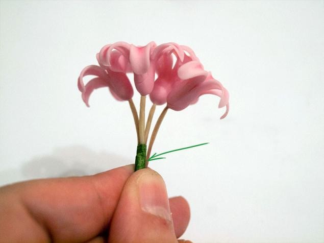 Гиацинт из холодного фарфора: подробный мастер-класс для начинающих, часть 6