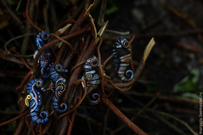 Лепим морского конька в стилистике биомеханика