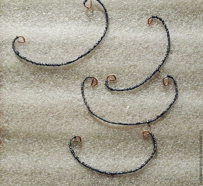 Создаем необычное интерьерное украшение в совмещенной технике вышивки и оригами: часть 2