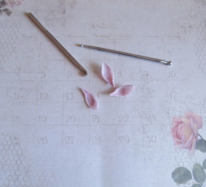 Как слепить реалистичный крокус из фарфора: часть 1