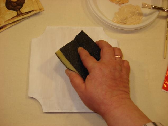 Декорируем часы в технике декупаж