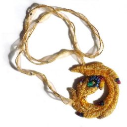 Вышитое колье-подвеска "Перо Жар-птицы": часть 1