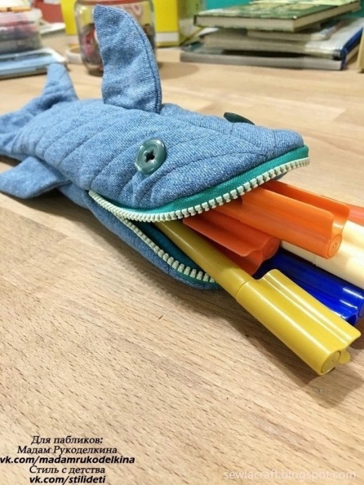 Пенал в виде акулы