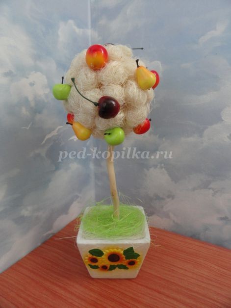 ​Фруктовый топиарий из сизаля: часть 2