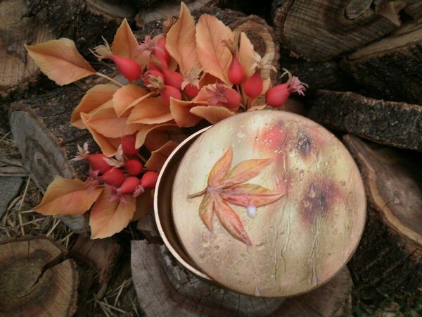 Декорируем шкатулку "Осенний дождь": часть 3 Декорируем шкатулку "Осенний дождь": часть 3