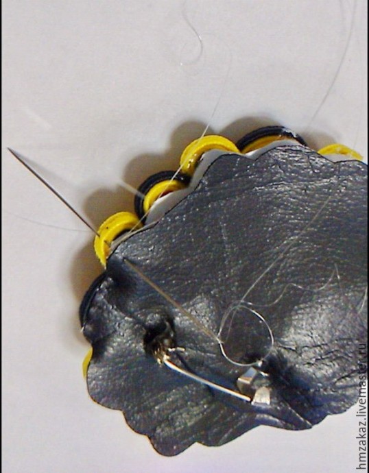 Сутажная брошь по мотивам русских узоров и орнаментов: часть 5