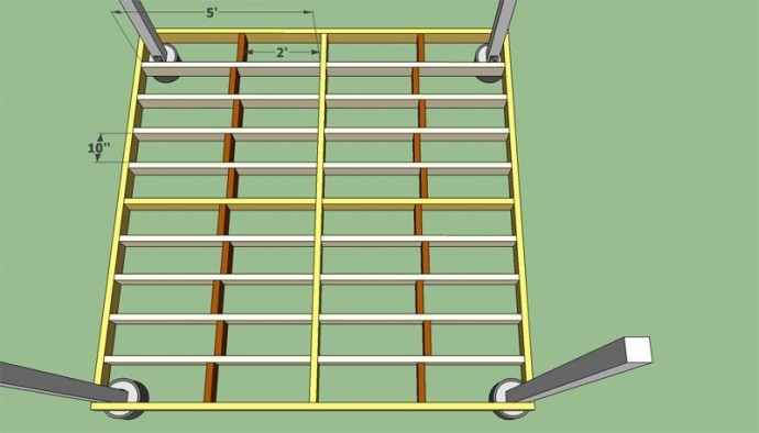 ​Деревянная беседка