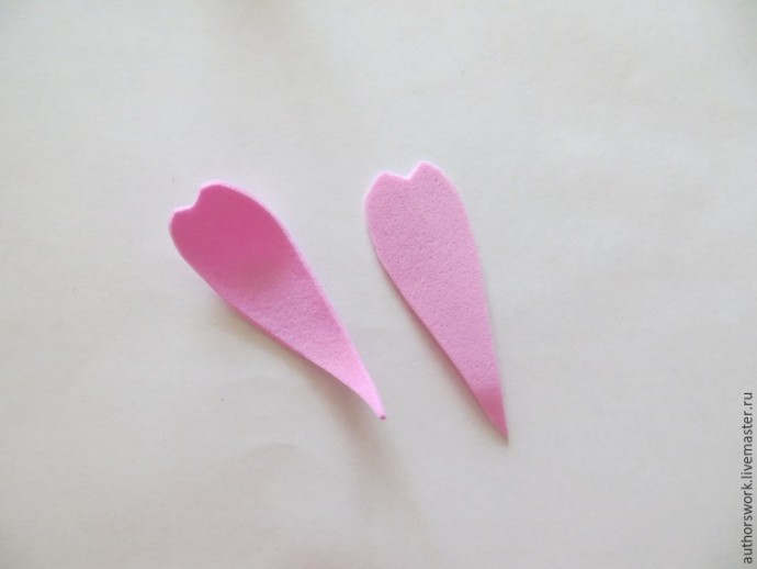 Гербера из фоамирана: часть 3