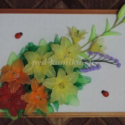 Композиция с лилиями из капрона и проволоки: часть 3