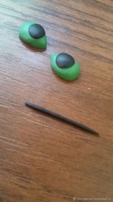 Мастерим брелок "Кот Мяукала": часть 1