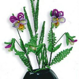 Миниатюрные растения из бисера