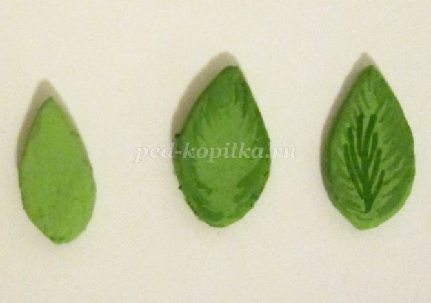 Тарелка с веточкой рябины из опилок: часть 2 Тарелка с веточкой рябины из опилок: часть 2