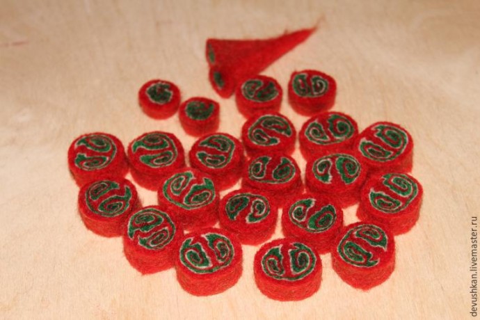 ​Как сделать необычные бусы-роллы: три разных способа, часть 4