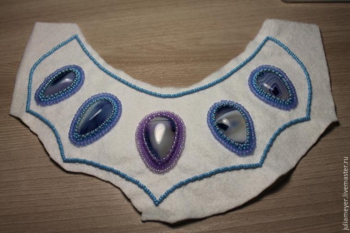 ​Вышиваем шикарное колье "Зазеркалье": часть 3