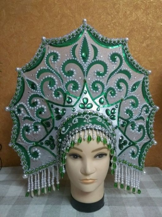 Роскошные кокошники