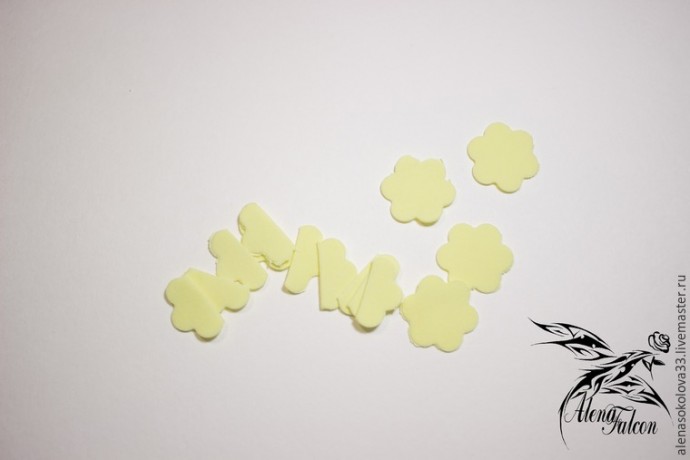 Делаем колосок из фоамирана: часть 1