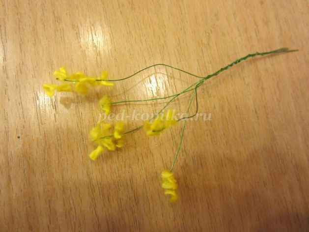 Цветок из ткани "Лилия": мастер-класс, часть 2 Цветок из ткани "Лилия": мастер-класс, часть 2