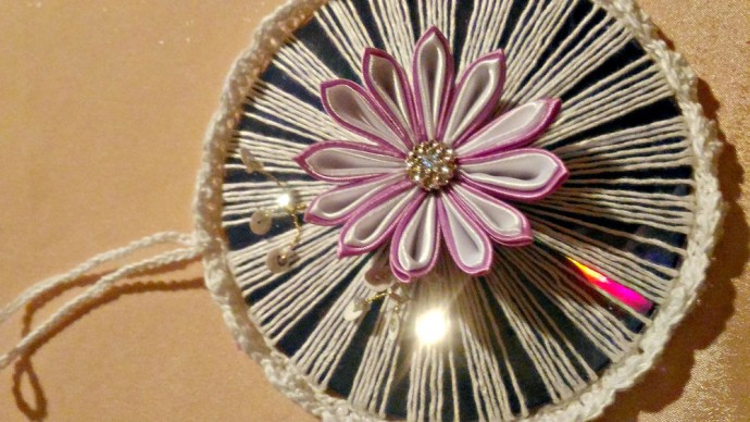 ​Создаем панно из CD дисков: часть 4