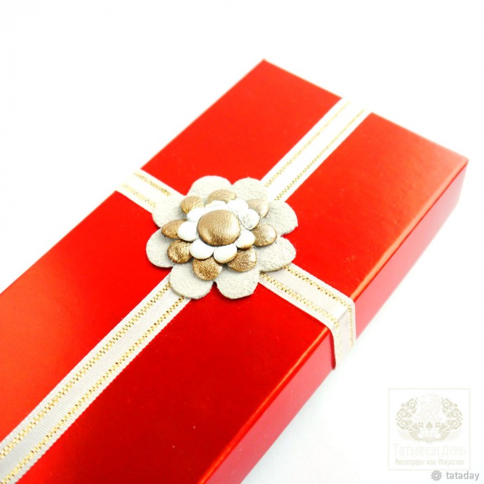 Делаем подарочную коробочку своими руками: часть 4