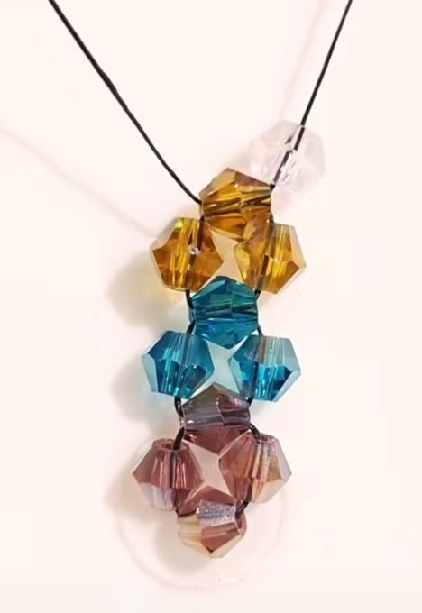 Бусины из биконуса Бусины из биконуса